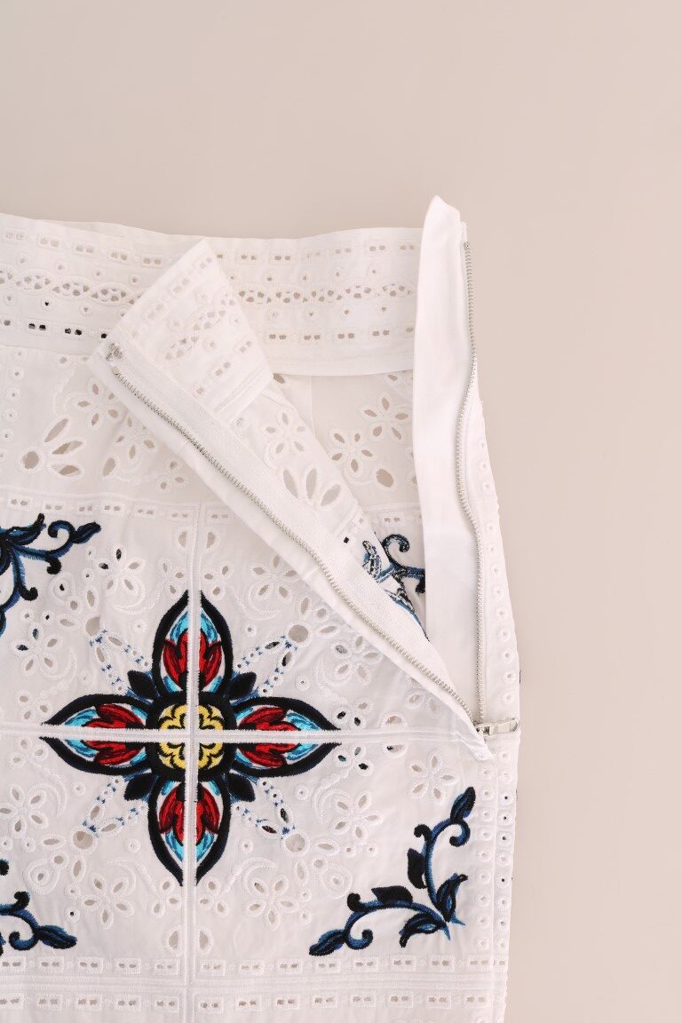 Mulicolor Majolica Cutout Capri Pants - Image 5